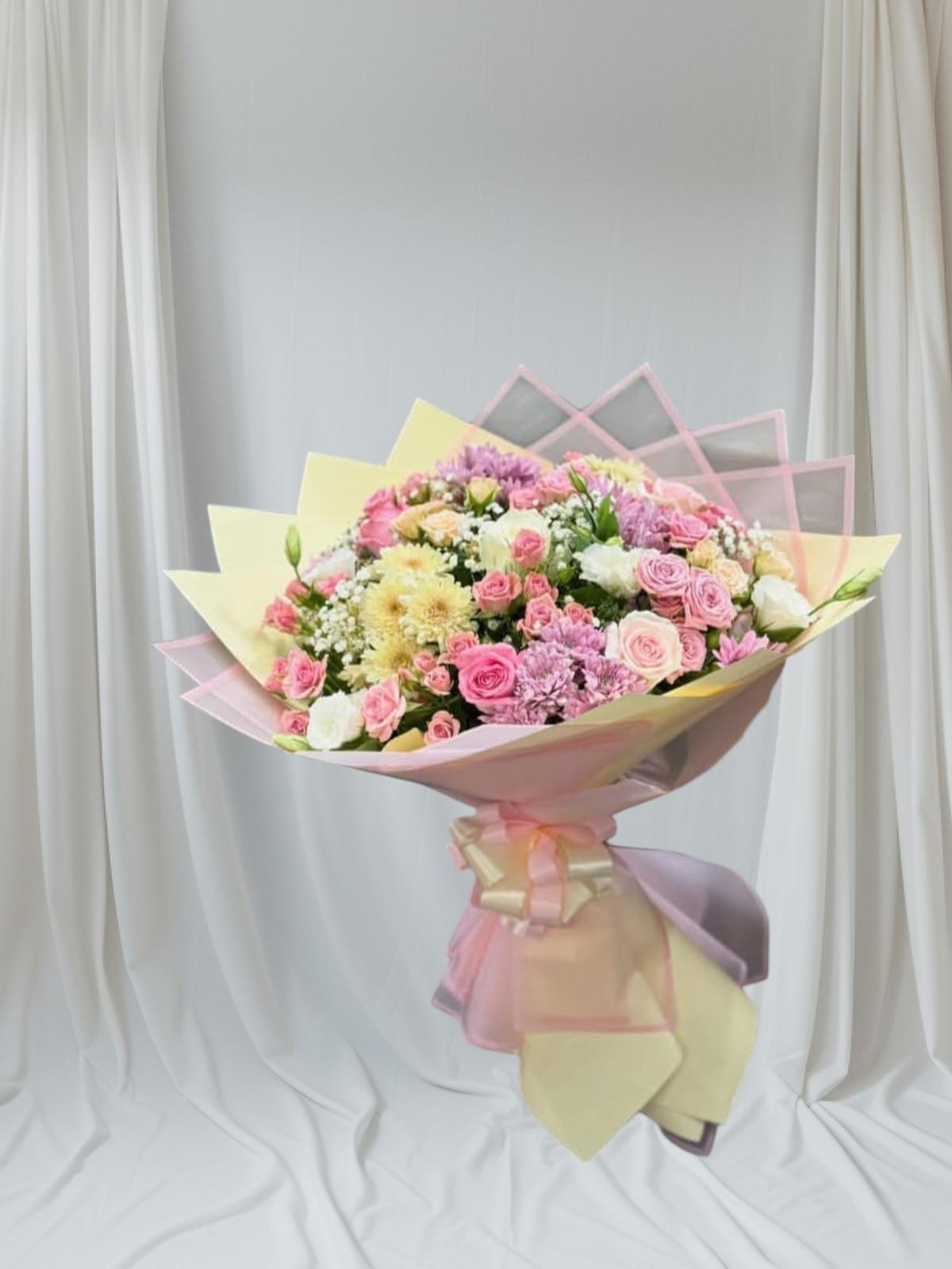 pink roses and chrysanthemums - Görsel 2